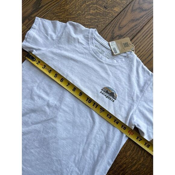 Patagonia Women's '73 Skyline Easy-Cut Responsibili-Tee White XS NWT - Picture 5 of 7